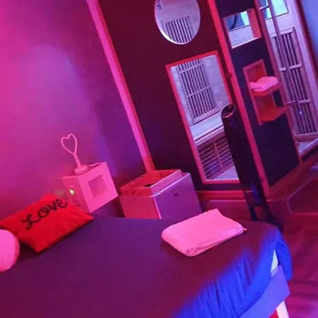 Le Reve D'Une Nuit Suite Amour Sarreguemines Exterior photo
